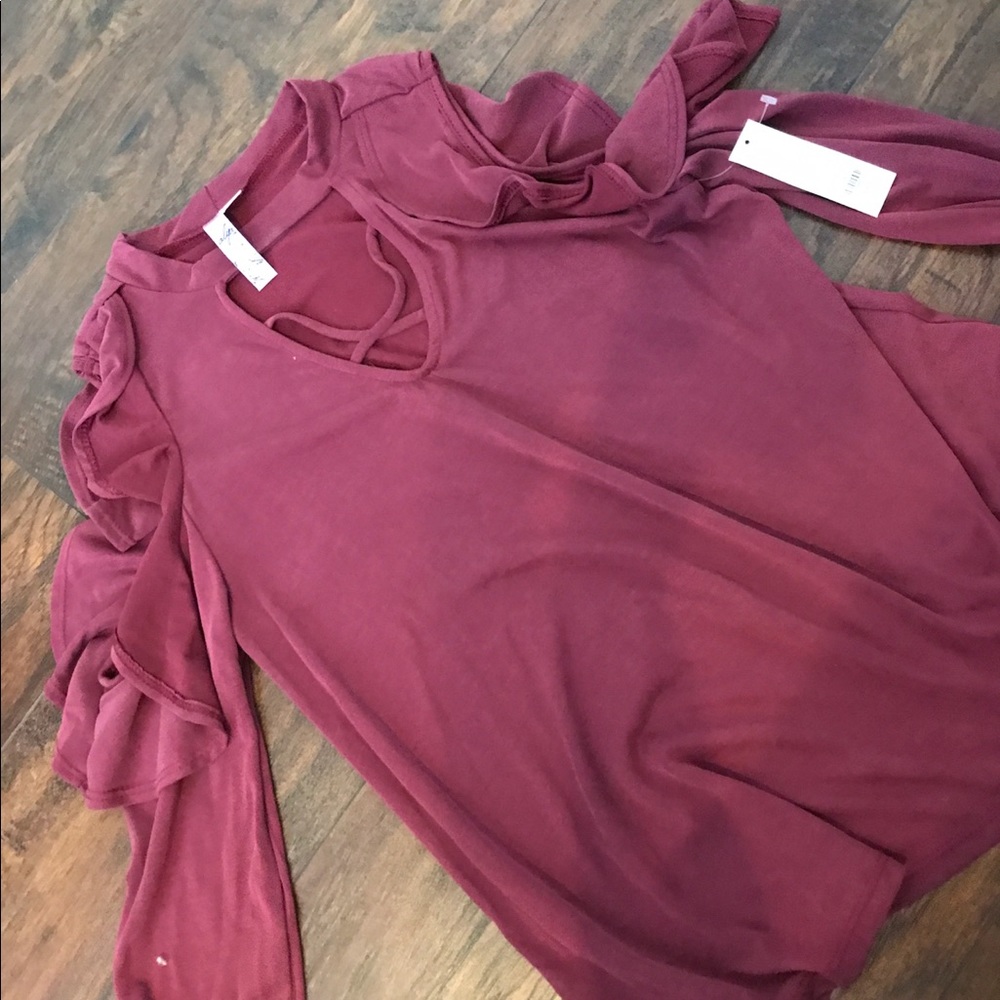 Francescas Long sleeve ruffle top NWT